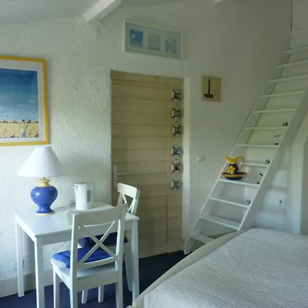 Bed & Breakfast La Cabane De Sevre *