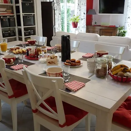 La Cabane De Sevre Bed & Breakfast *
